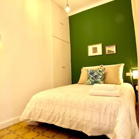 Lepanto Apartments 150M From Sagrada Familia Barcelona Kültér fotó